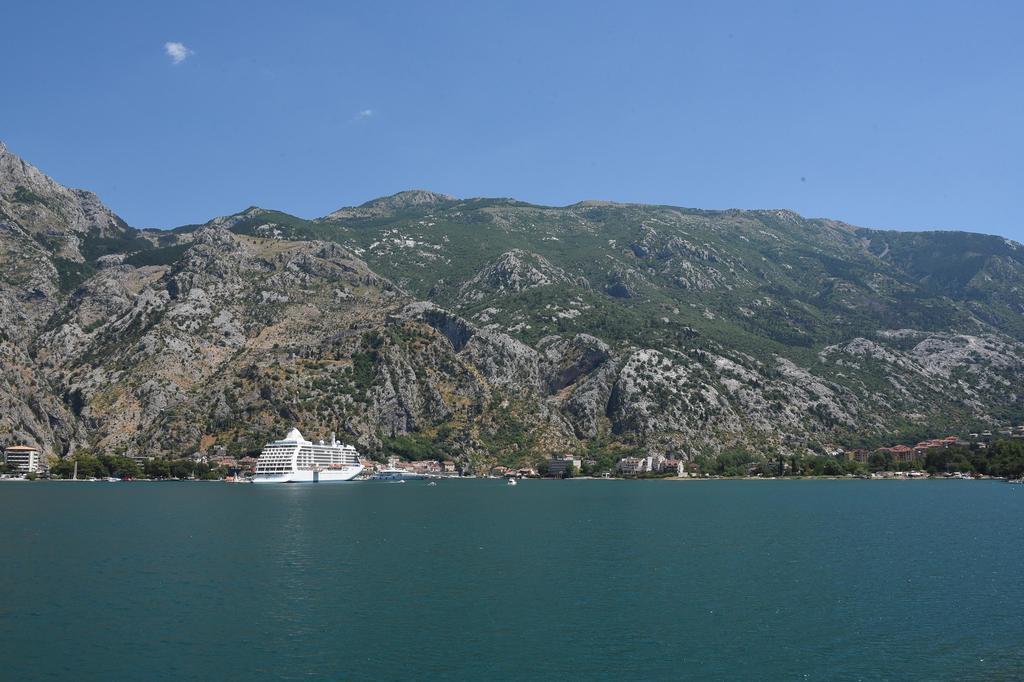 Ribica Apartments Kotor Exterior foto